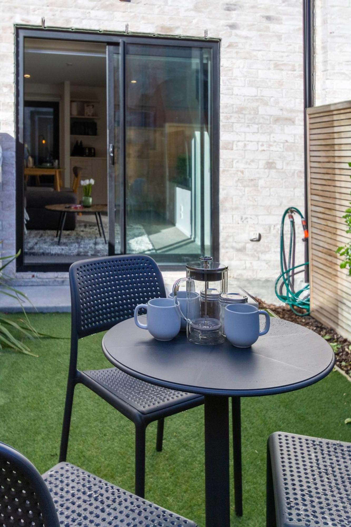 Cbd 2br With Backyard - Walk Everywhere Casa de férias *