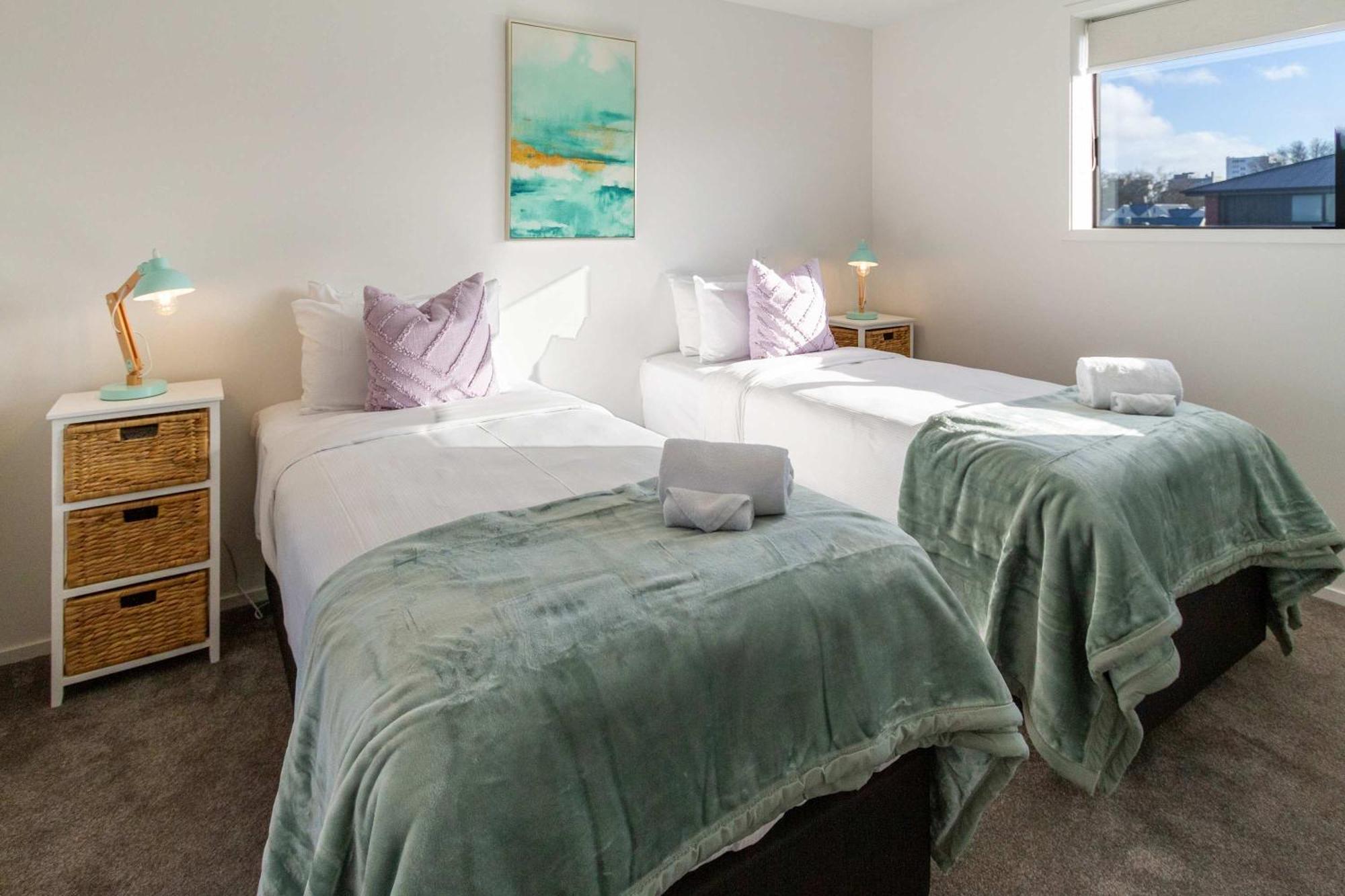 Cbd 2br With Backyard - Walk Everywhere Holiday home Christchurch